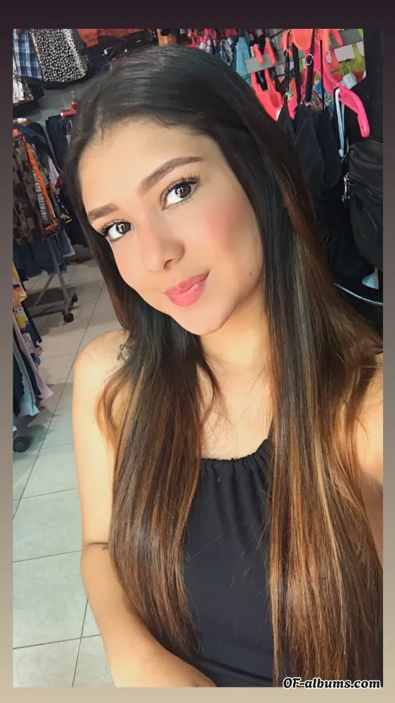 Image #1 of thaliasexxx