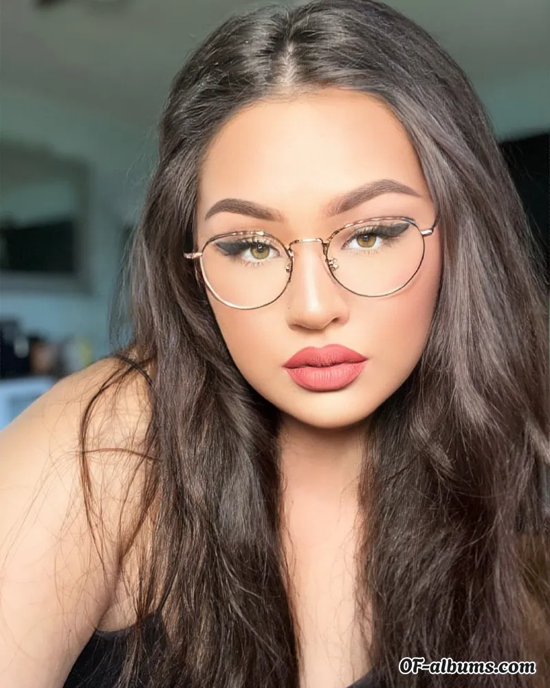 Image #1 of thatgirlcat