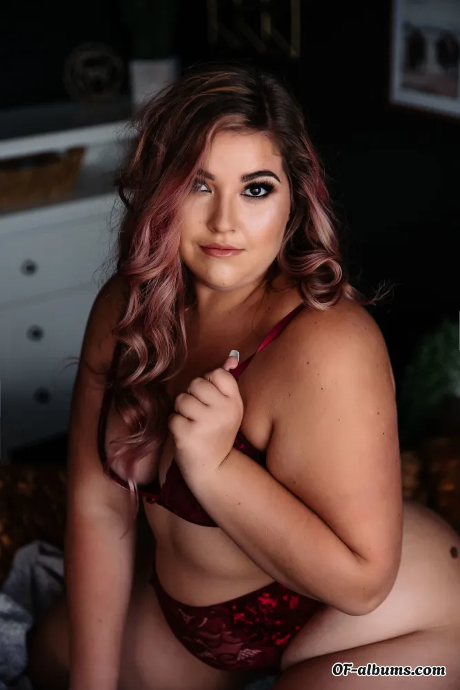 Image #1 of thebigbootybarbie