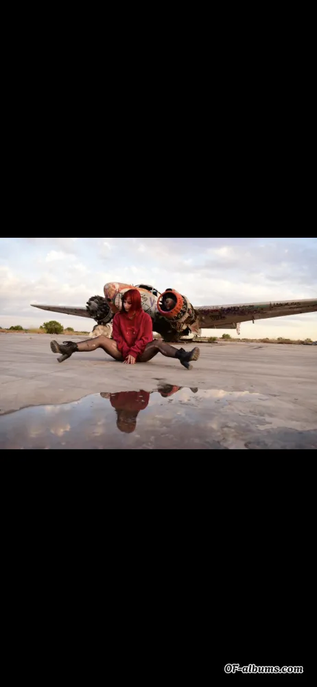 Image #2 of thehazebae