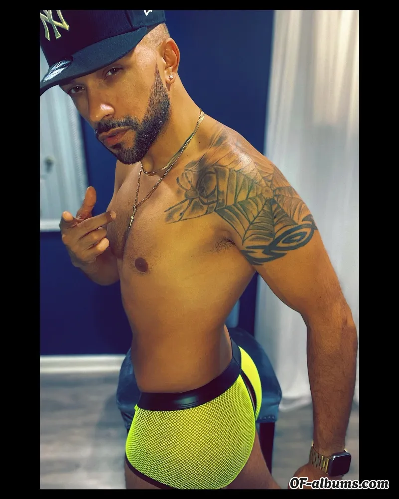 Image #4 of theonlyflyone