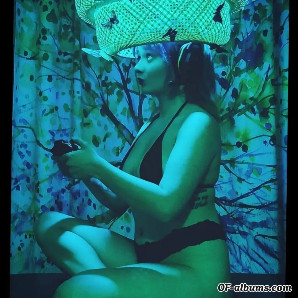 Image #1 of thesleepystripper