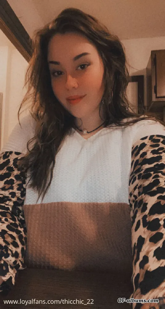 Image #1 of thicchic_22