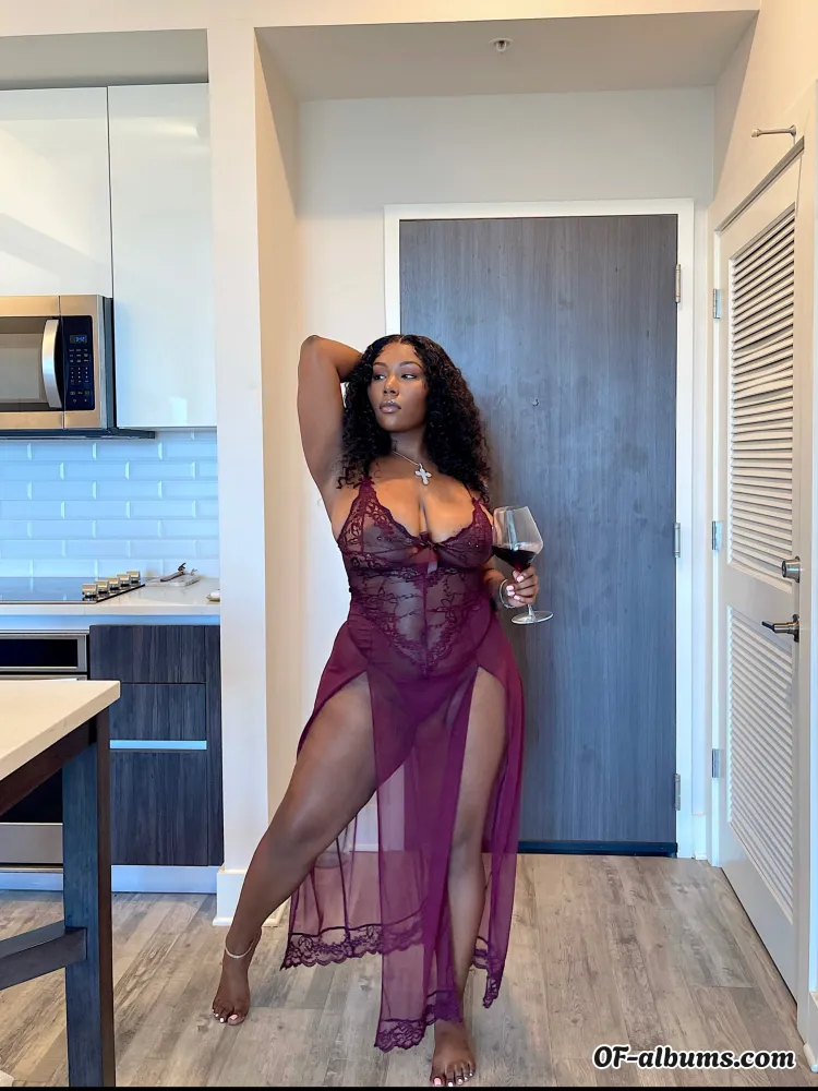 Image #2 of thickymikyy