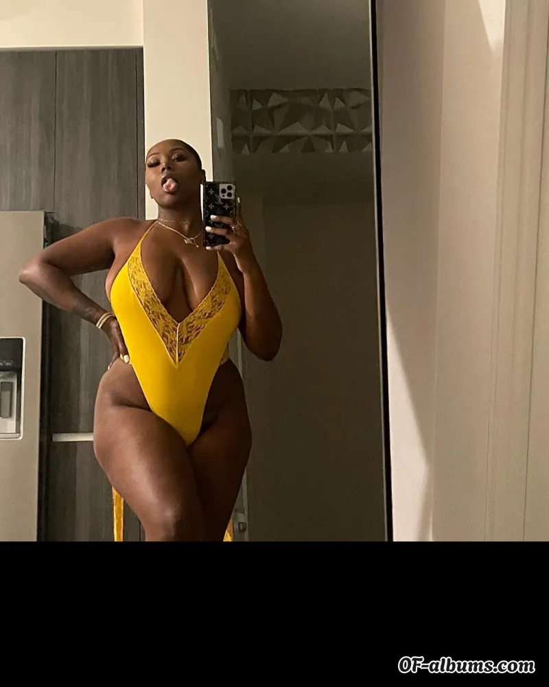 Image #4 of thickymikyy