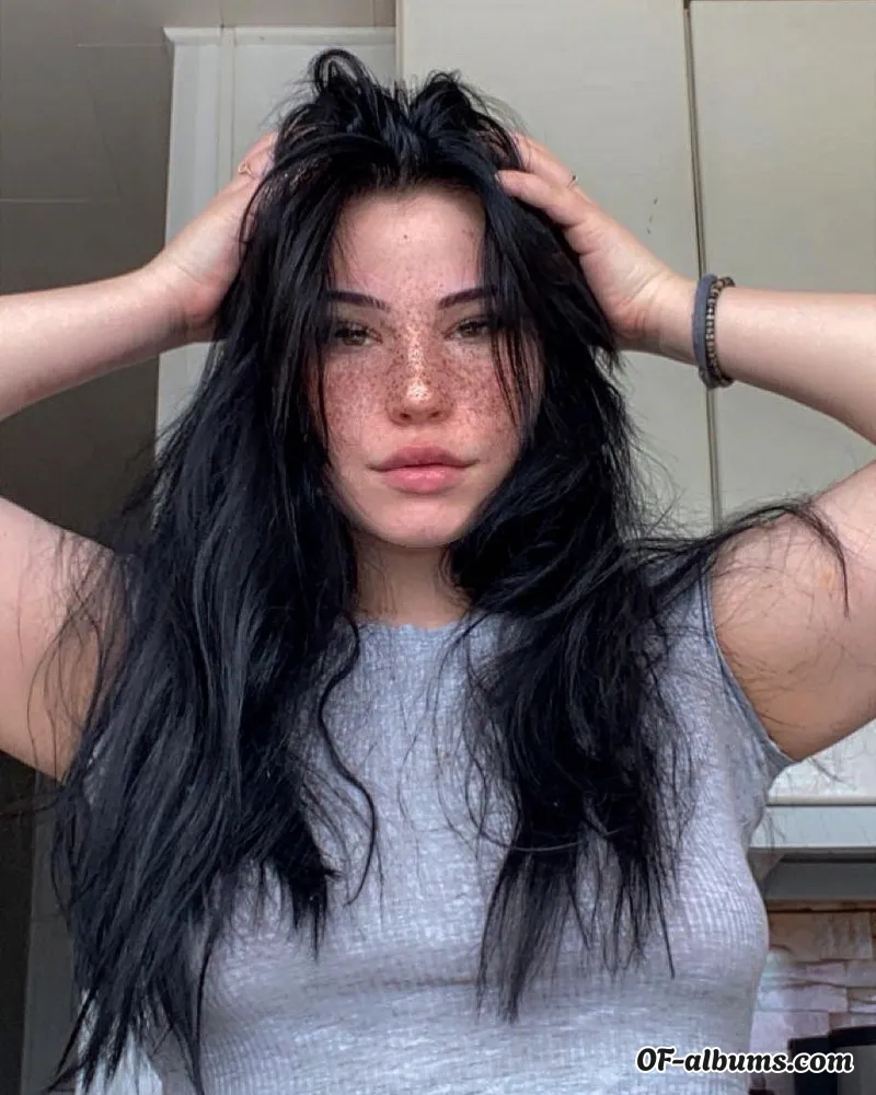 Image #1 of u243104323