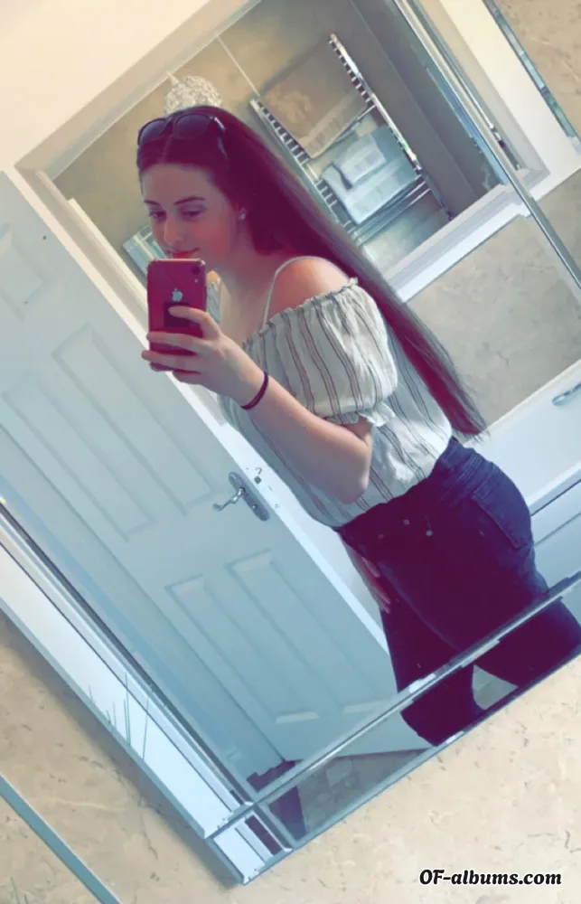 Image #1 of u245597410