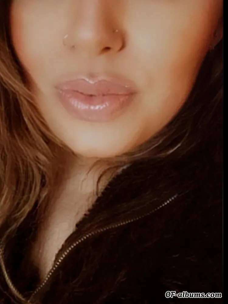 Image #1 of u248540606