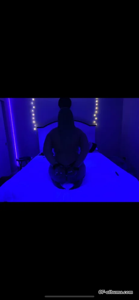 Image #2 of u293829342