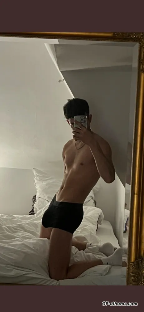 Image #1 of u35359198