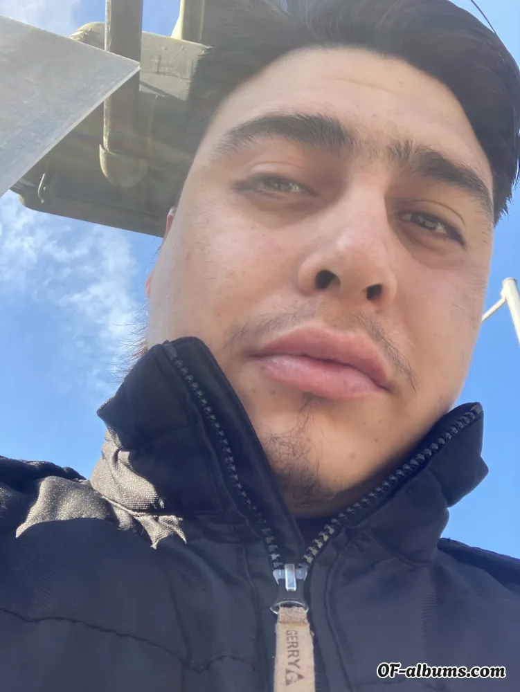 Image #1 of u50516866