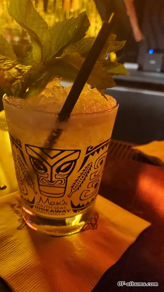 Image #1 of u51894601