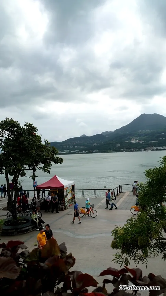 Image #2 of u79373144