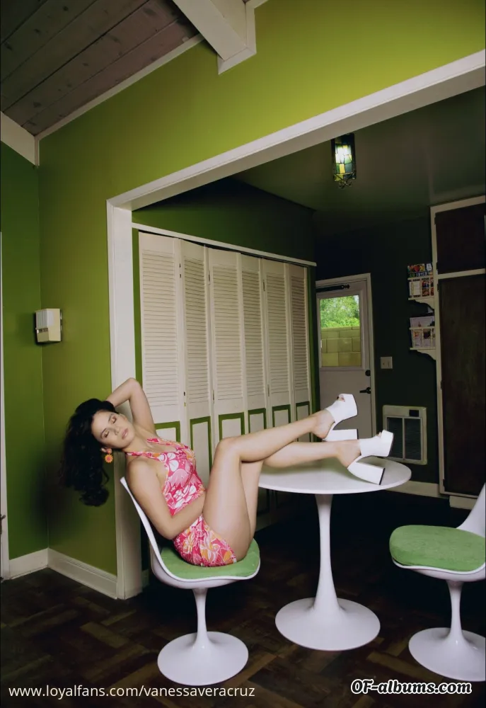 Image #2 of vanessaveracruz