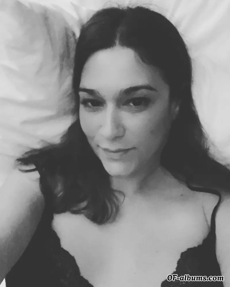 Image #1 of vegastarvixen