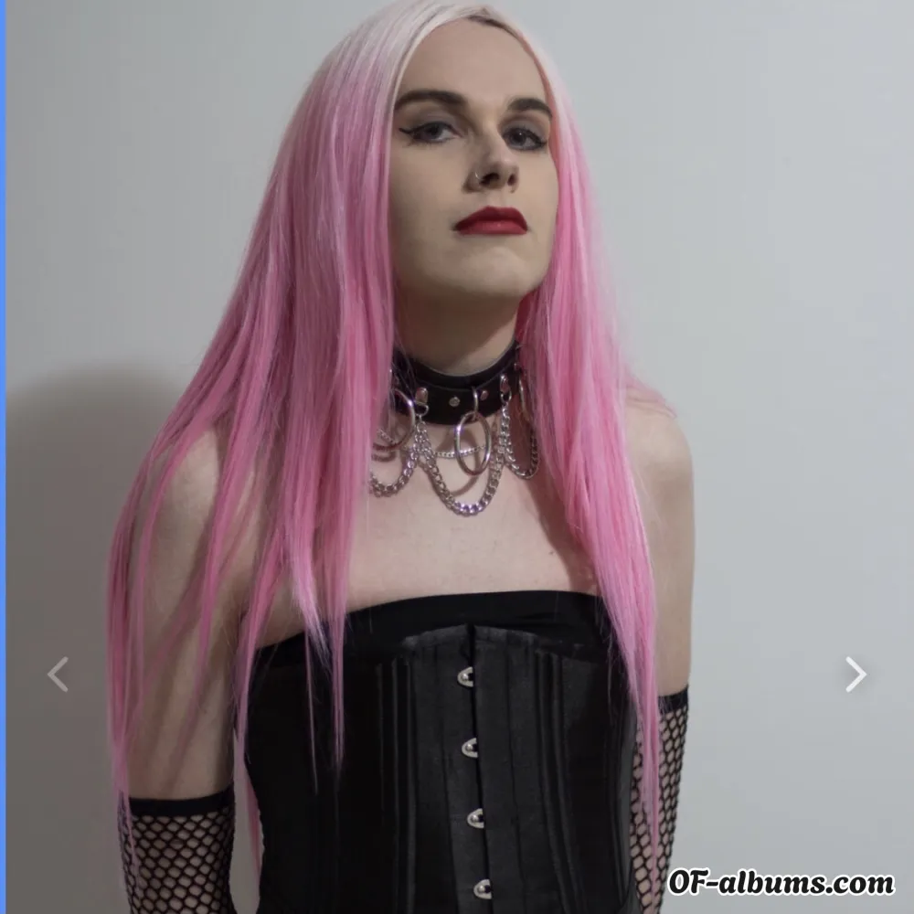 Image #1 of victoriafoxx_xo