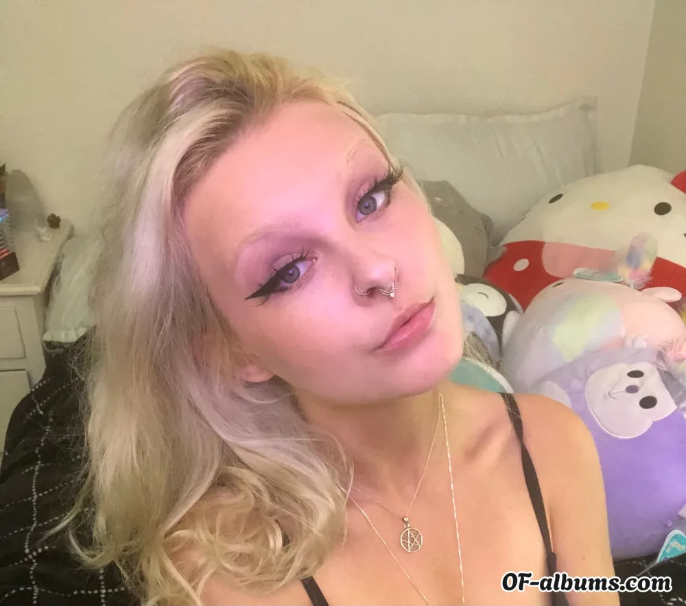 Image #12 of violethunnybun