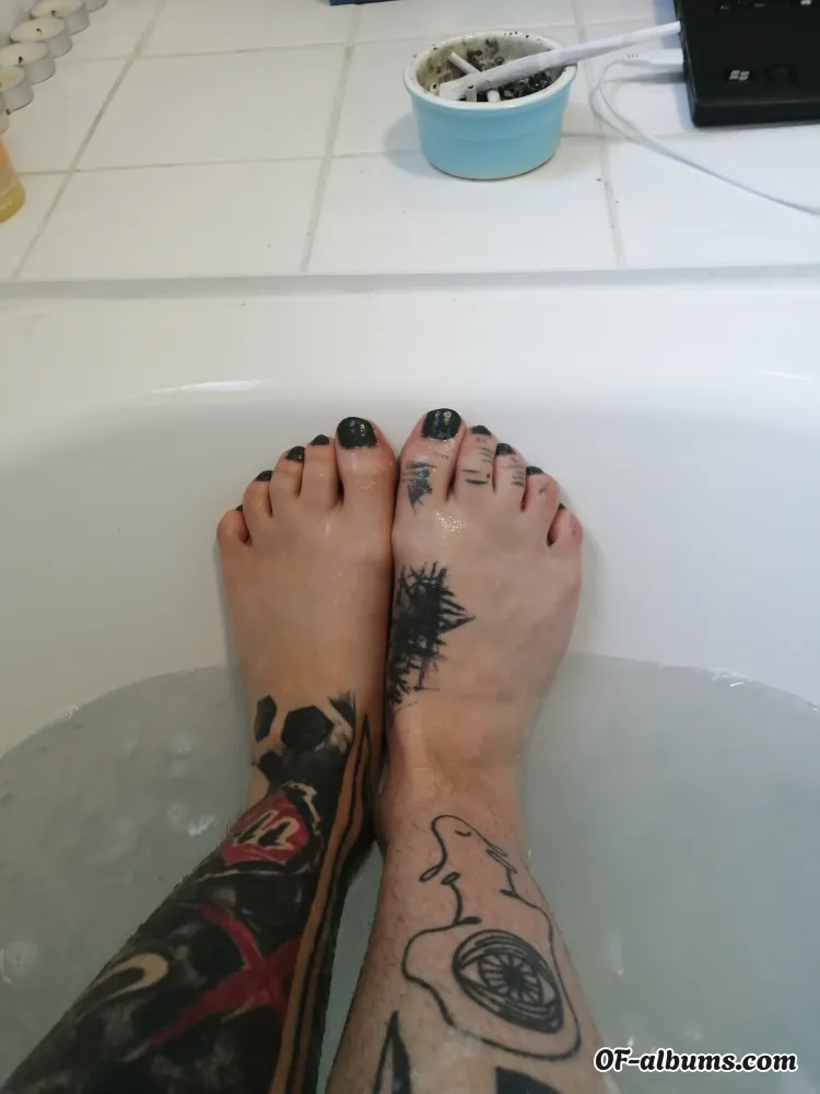 Image #2 of welcometothesewerfeet
