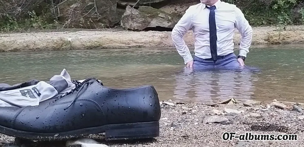 Image #2 of wetlookmale