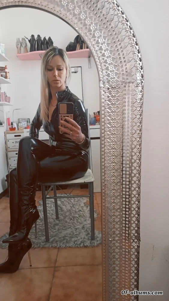 Image #2 of whitevenuscp