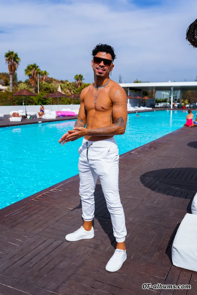 Image #1 of whoisrauw