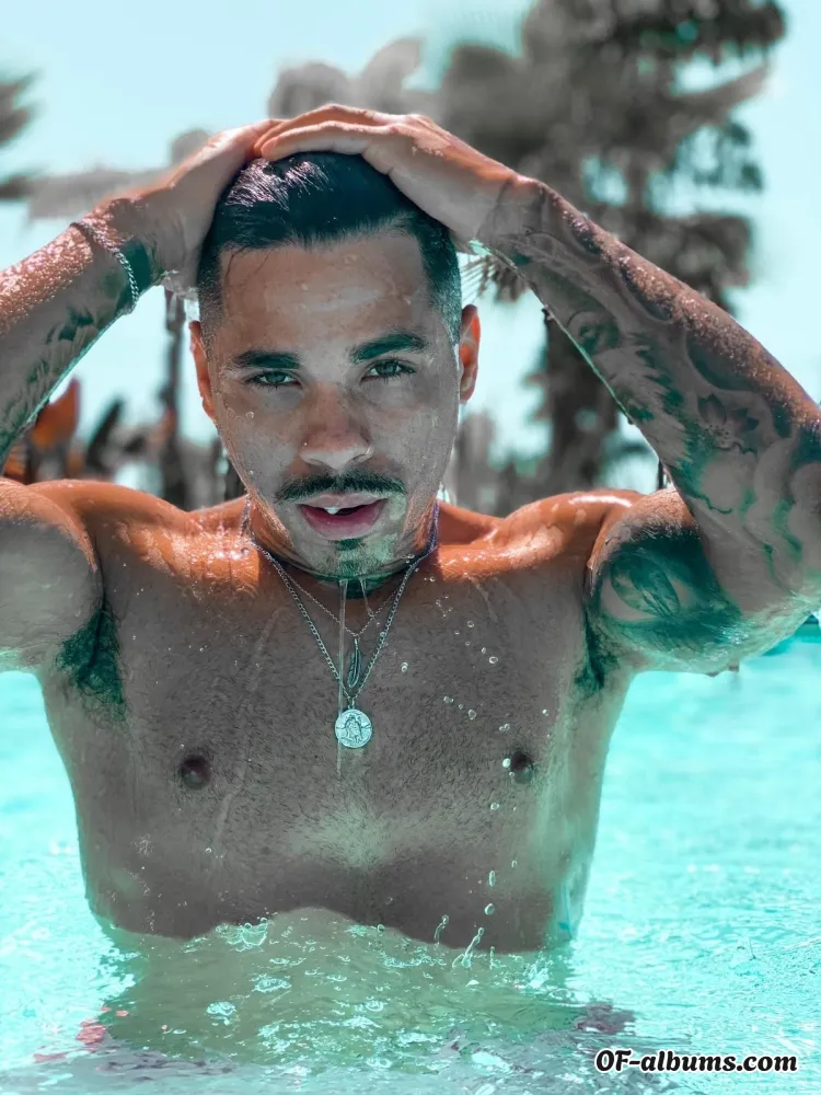 Image #2 of whoisrauw