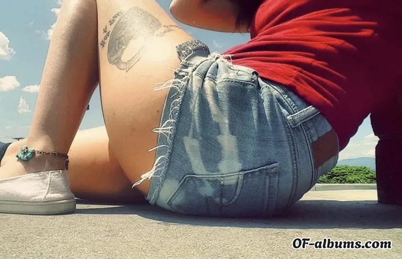 Image #2 of willowfayeofficial