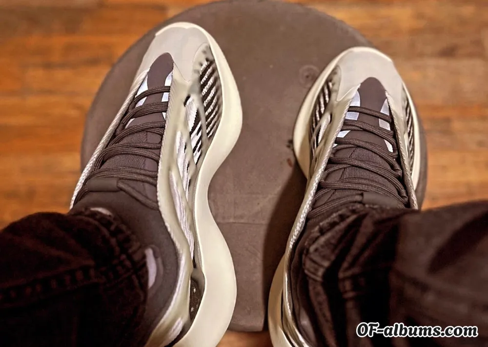 Image #2 of youngbullfreakedout