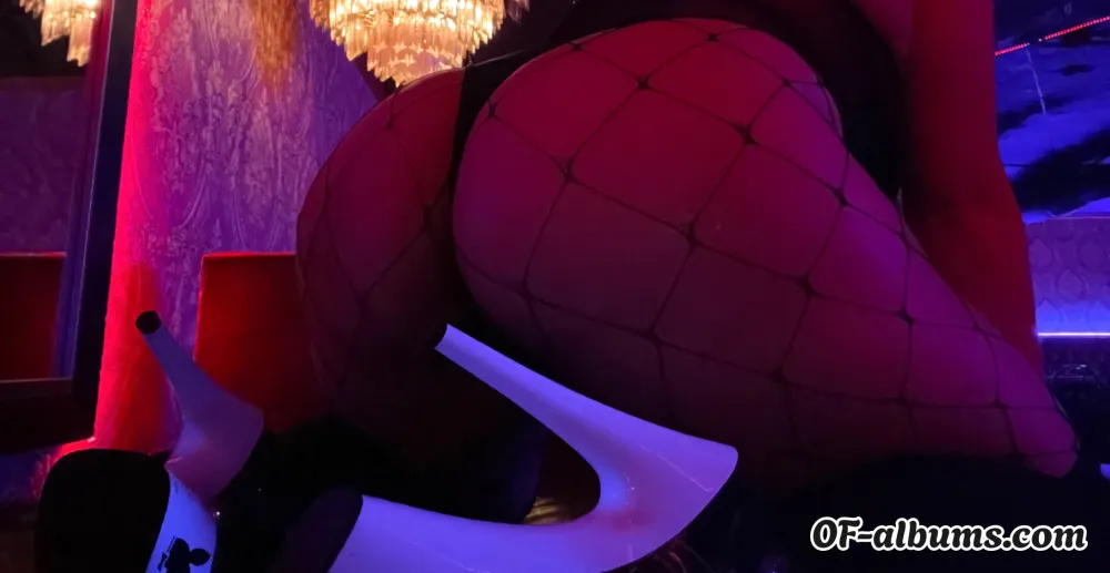 Image #2 of yourgirl.malika