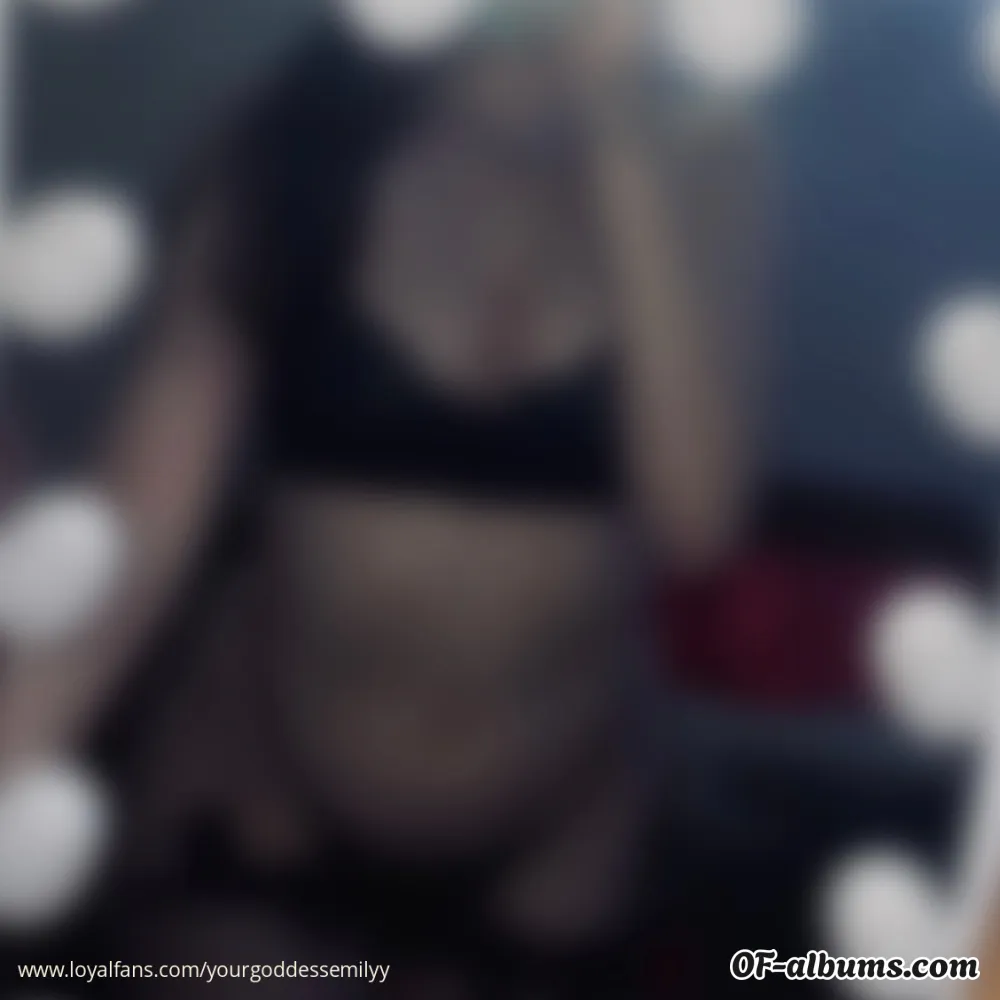 Image #4 of yourgoddessemilyy