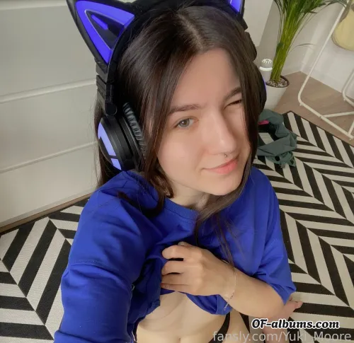 Image #3 of yuki_moore