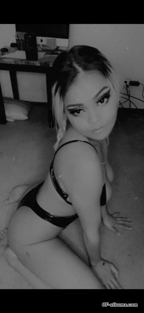 Image #1 of zara_melania