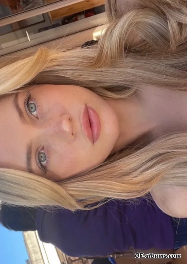 Image #1 of zoeyisasiren